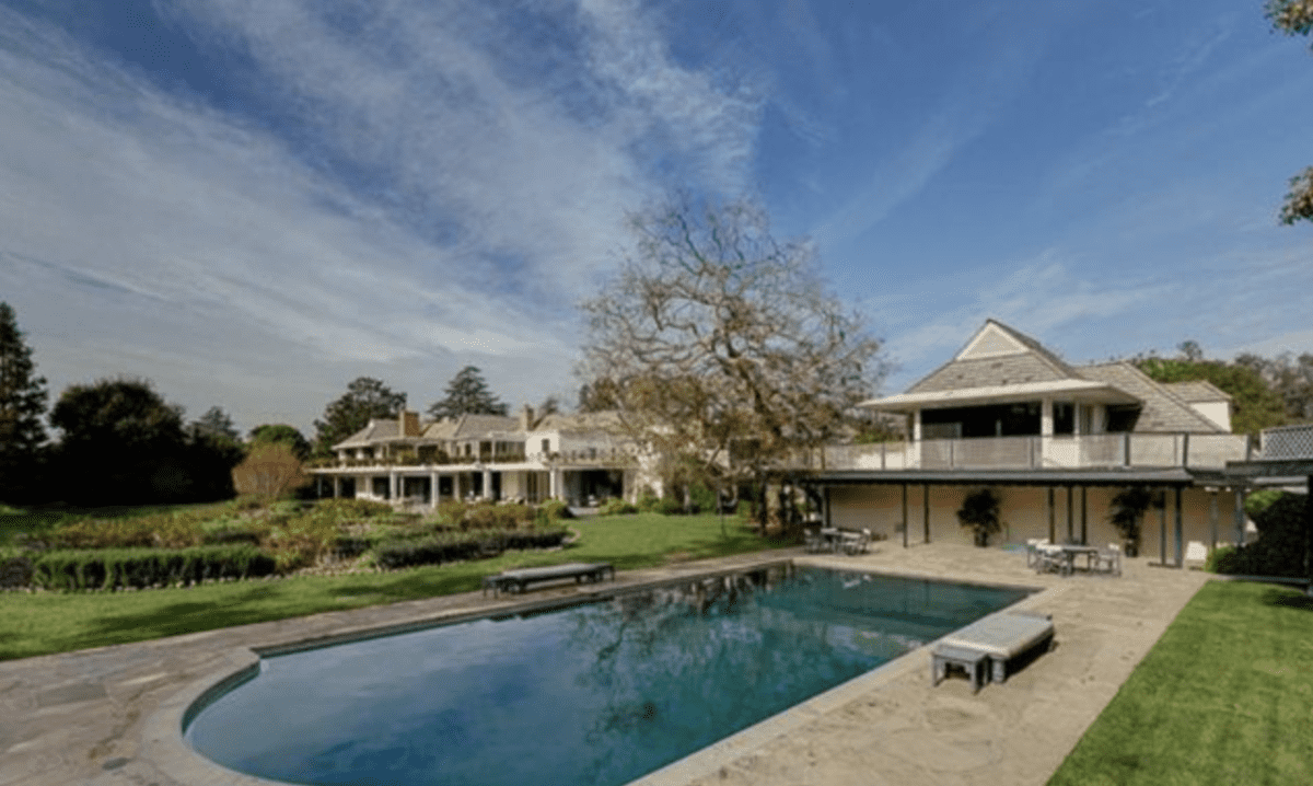 Bob Hope's Former La Estate North Hollywood CA 91602