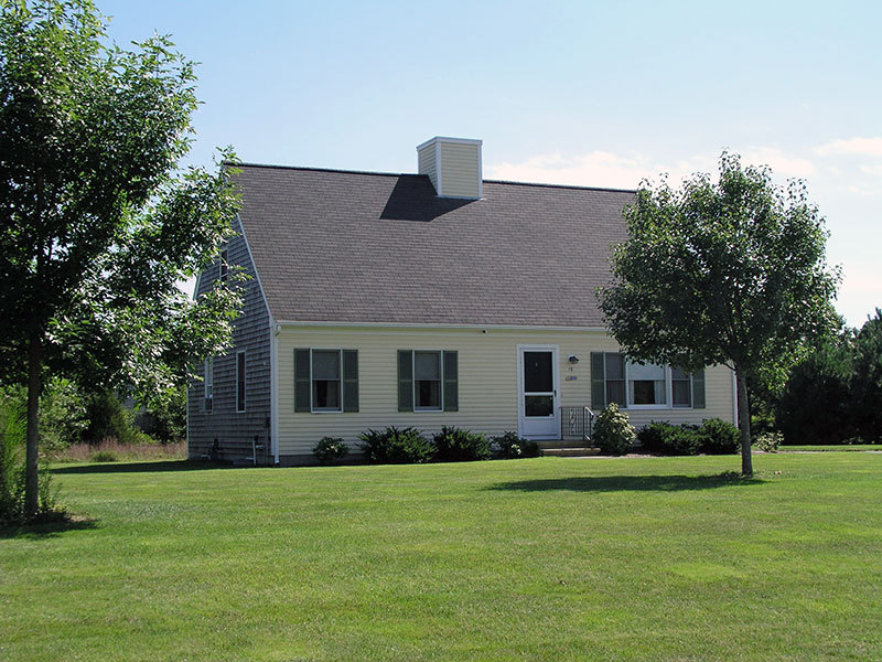 Cape Cod yearly rental homes in the Mid Cape area