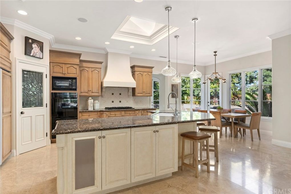 4 Winged Foot Lane CA 92660