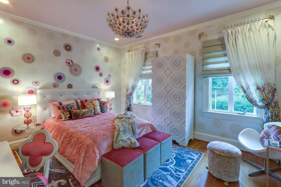 2509 Foxhall Road NW Washington DC 20007