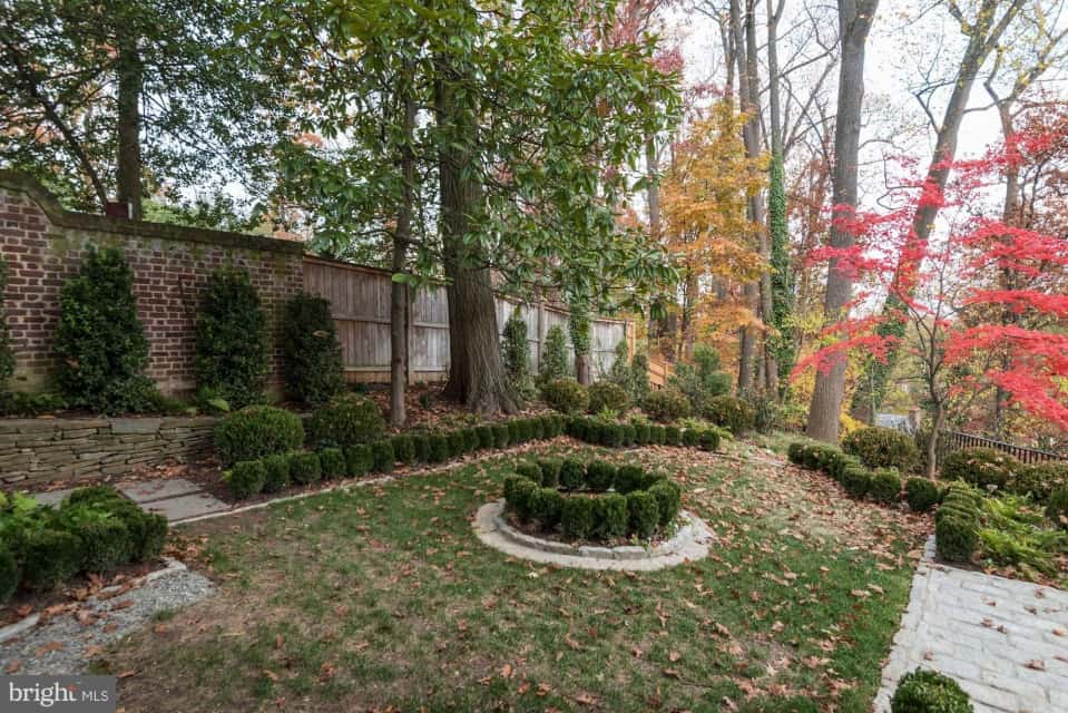 2509 Foxhall Road NW Washington DC 20007