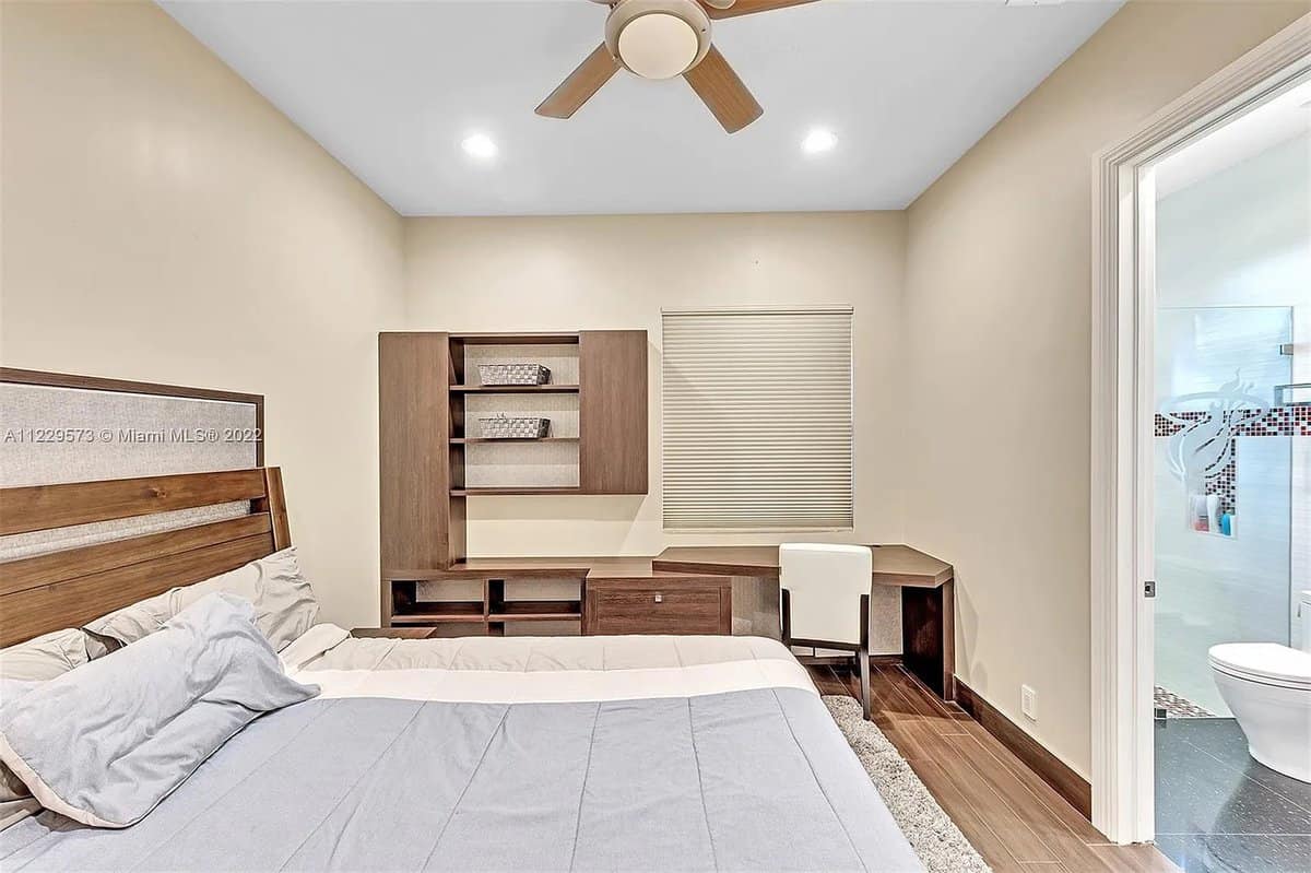 11029 Blackhawk Boulevard Davie FL 33328
