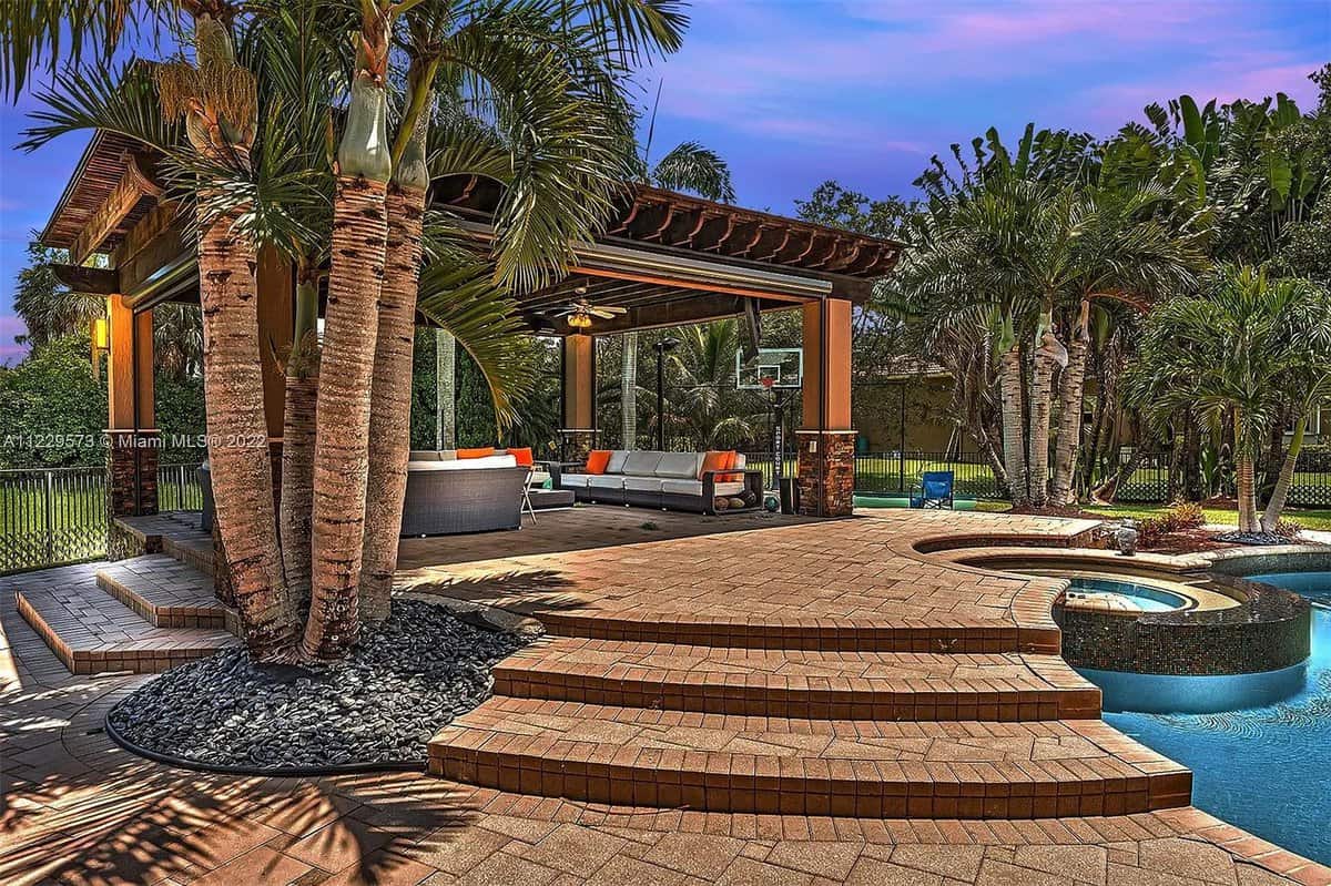 11029 Blackhawk Boulevard Davie FL 33328