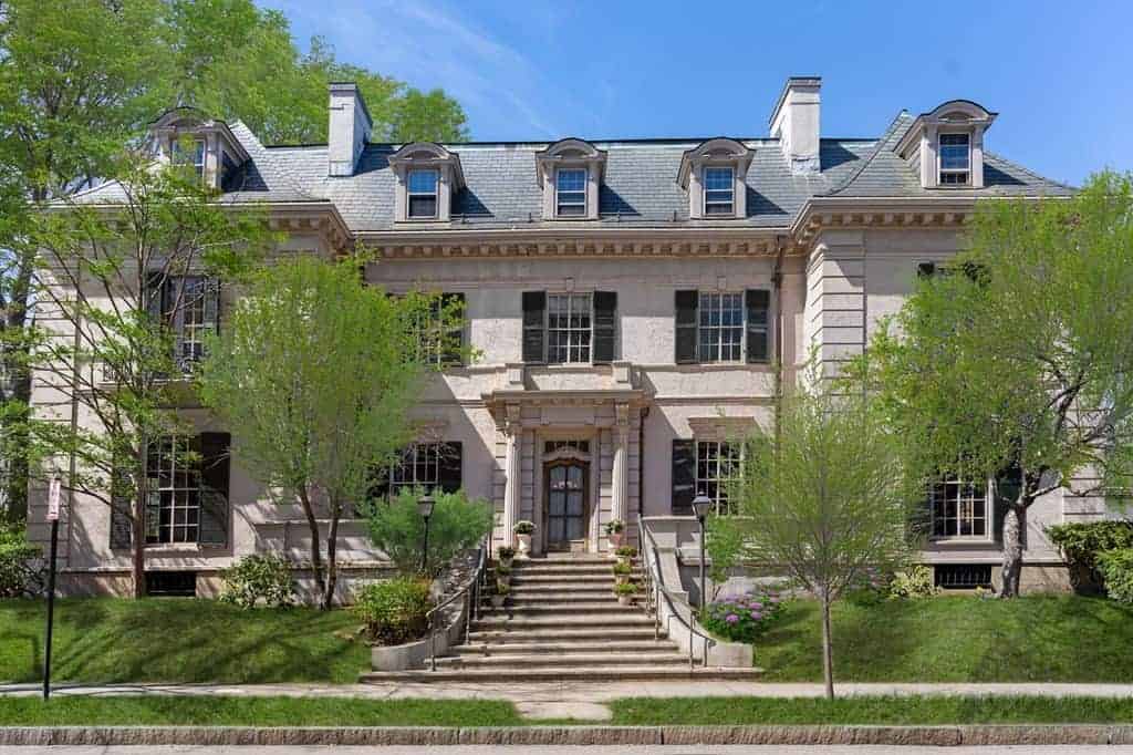 132 Carlton Street Brookline MA 02446