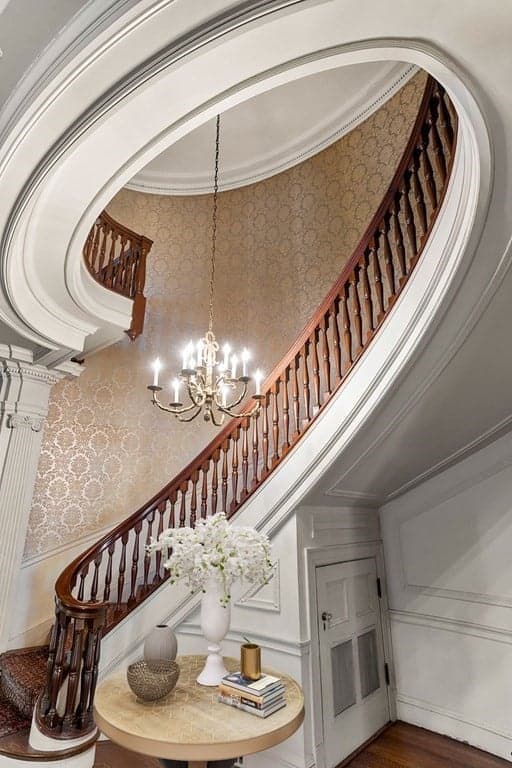 132 Carlton Street Brookline MA 02446