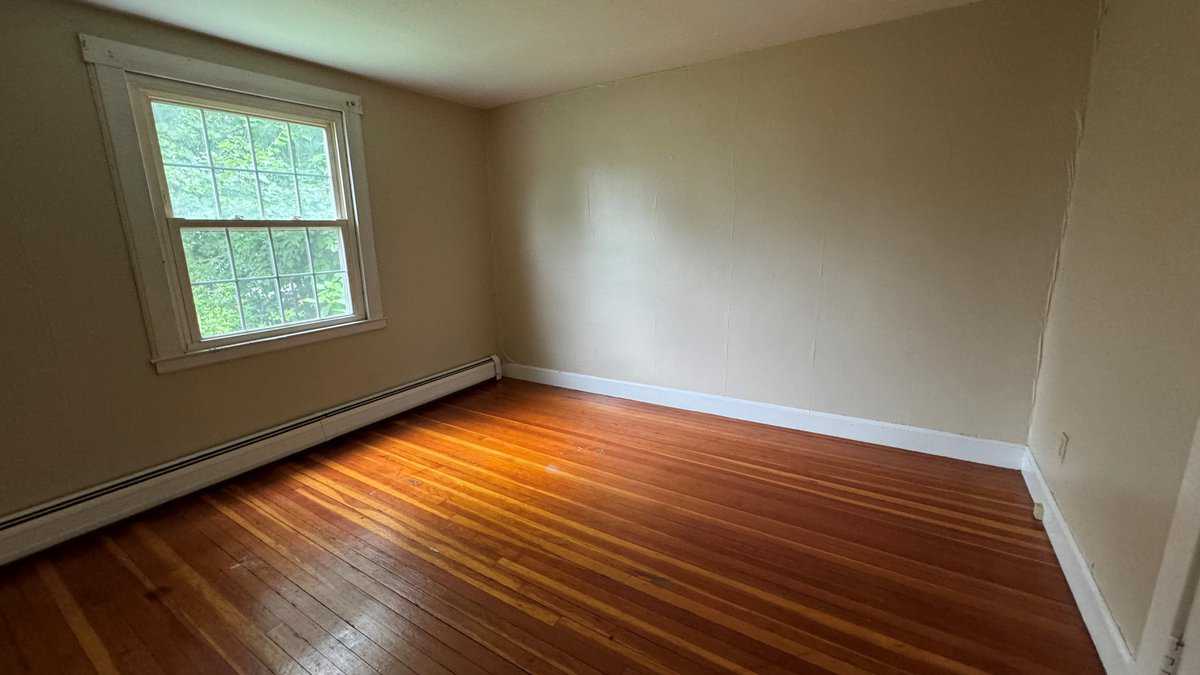 Easthampton MA 01027