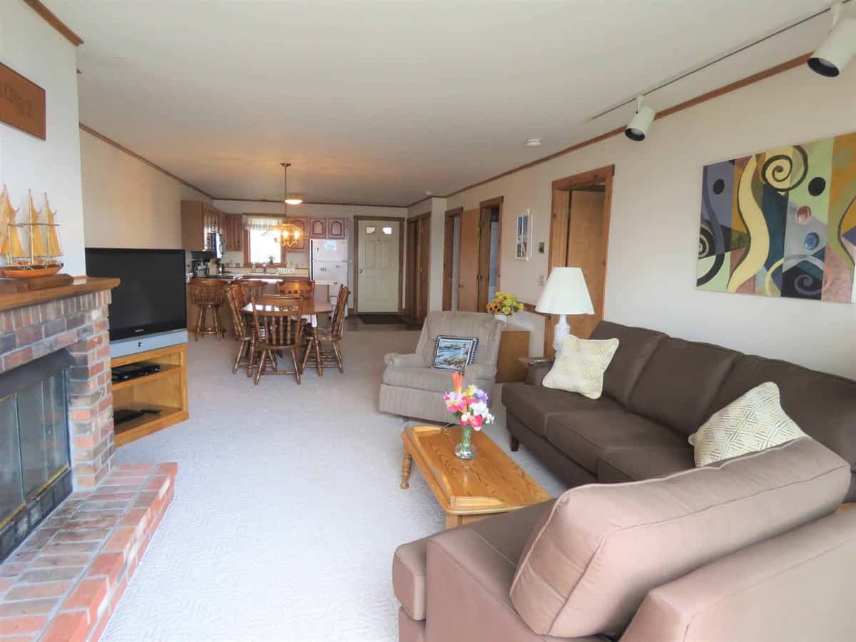 , Newport Town VT X63337350 Jim Campbell Real Estate