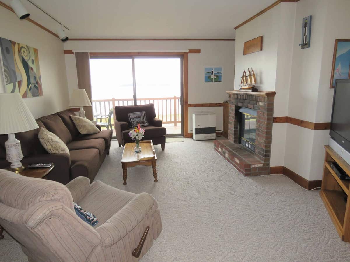 , Newport Town VT X63337350 Jim Campbell Real Estate