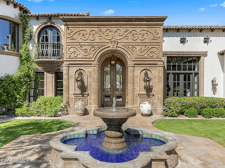 7714 N Calle Caballeros Street Paradise Valley AZ 85253