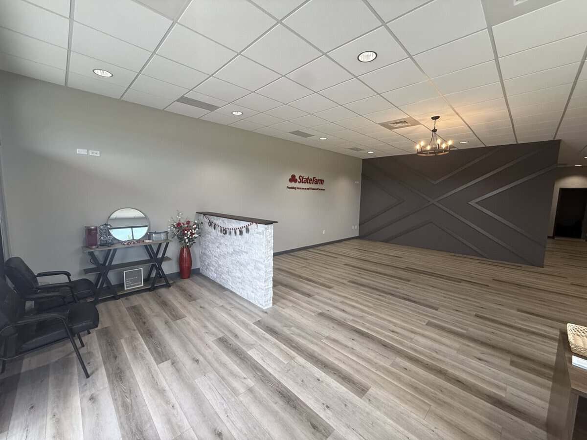 1095 N Greenwich Road Wichita KS 67206