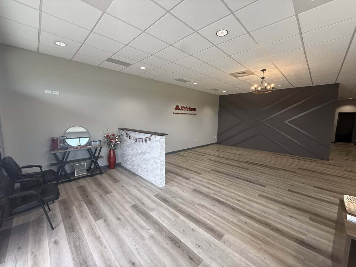1095 N Greenwich Road Wichita KS 67206