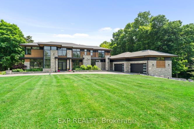 8 Cachet Parkway Markham ON L6C 1G8
