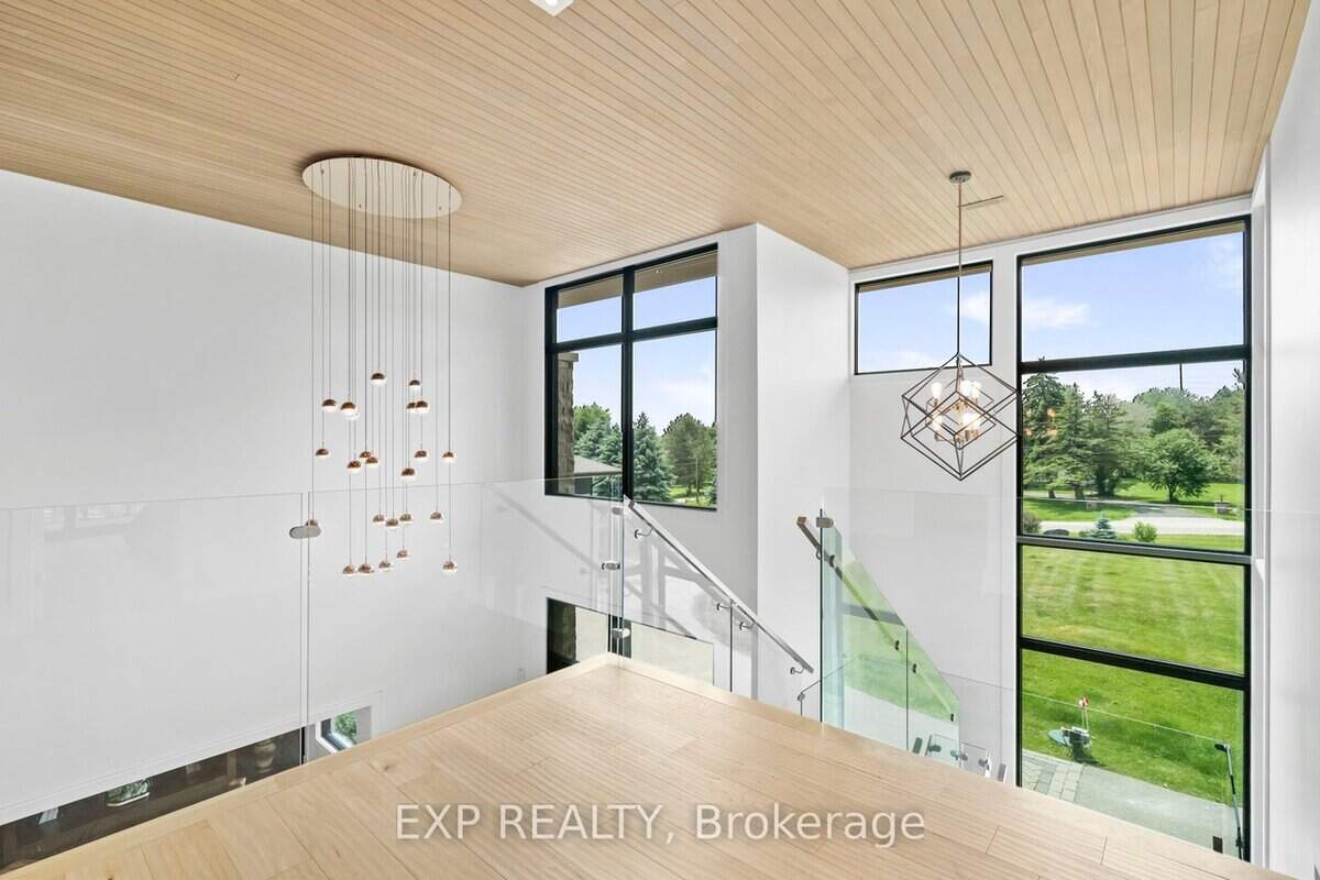 8 Cachet Parkway Markham ON L6C 1G8