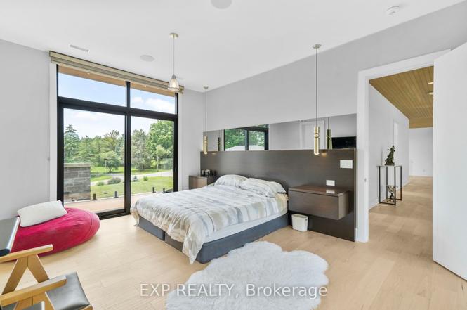 8 Cachet Parkway Markham ON L6C 1G8