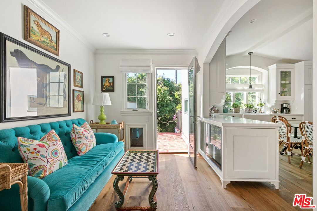 1711 Ensley Avenue Los Angeles CA 90024