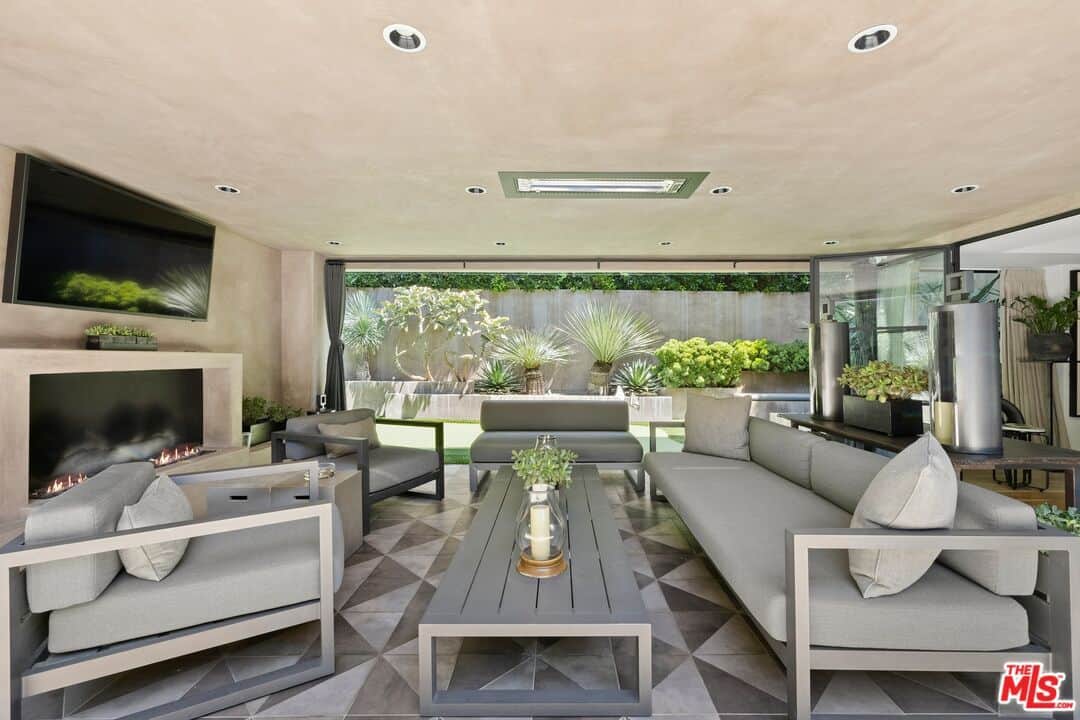 1853 Franklin Canyon Drive Beverly Hills CA 90210