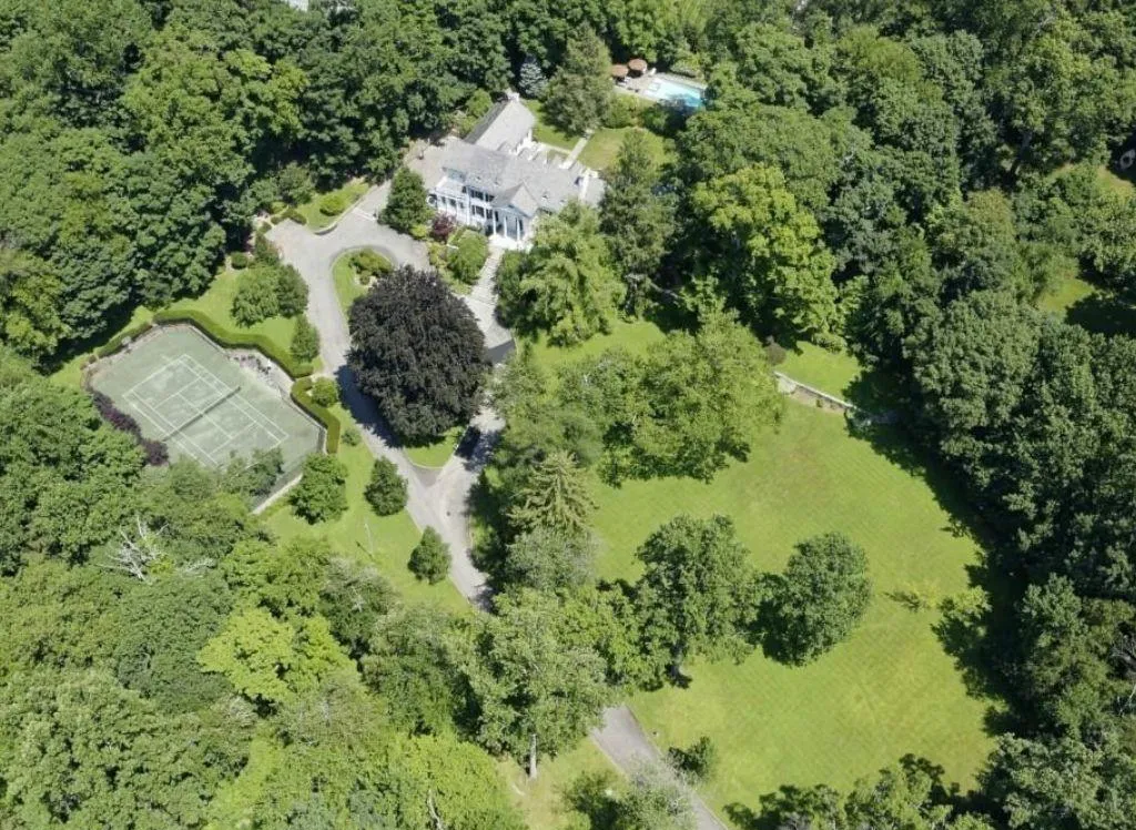 17 Heathcote Road Scarsdale NY 10583