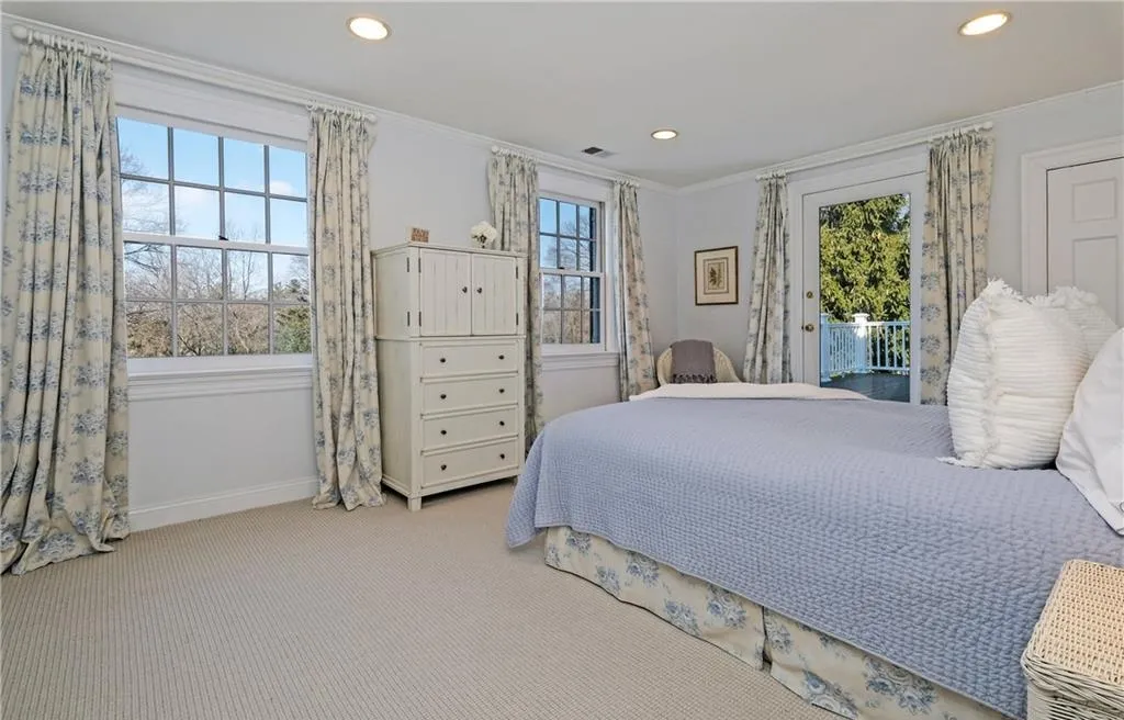 17 Heathcote Road Scarsdale NY 10583