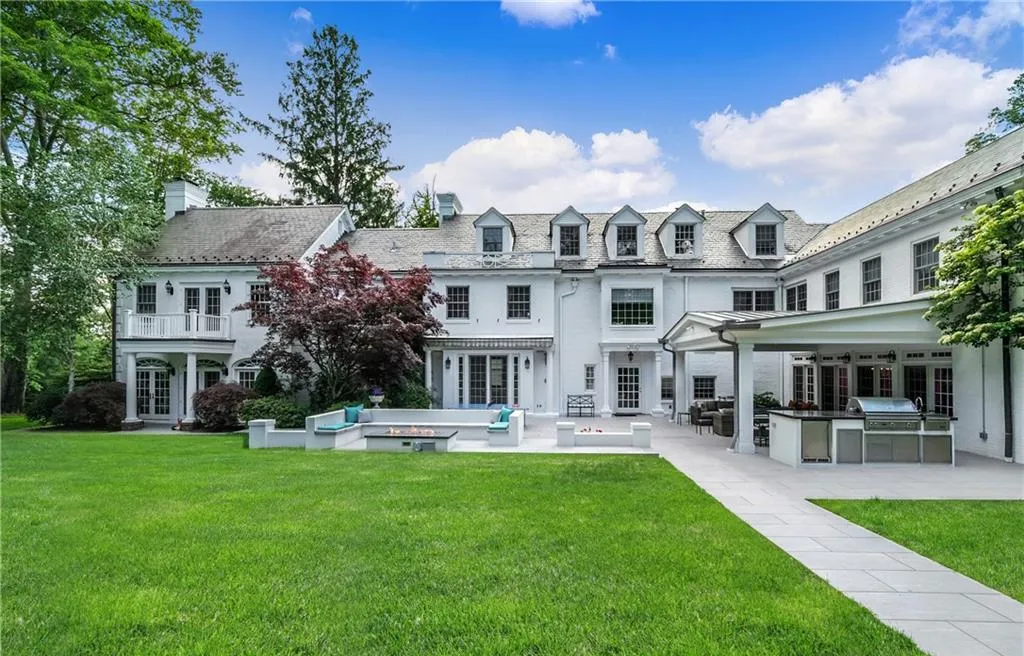 17 Heathcote Road Scarsdale NY 10583