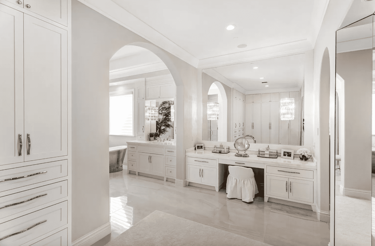 1207 Spanish River Road Boca Raton FL 33432