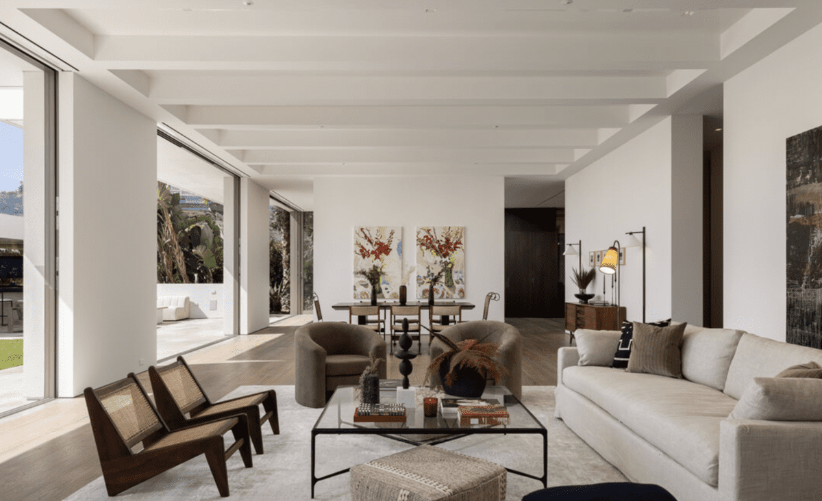 833 Stradella Road Los Angeles CA 90077