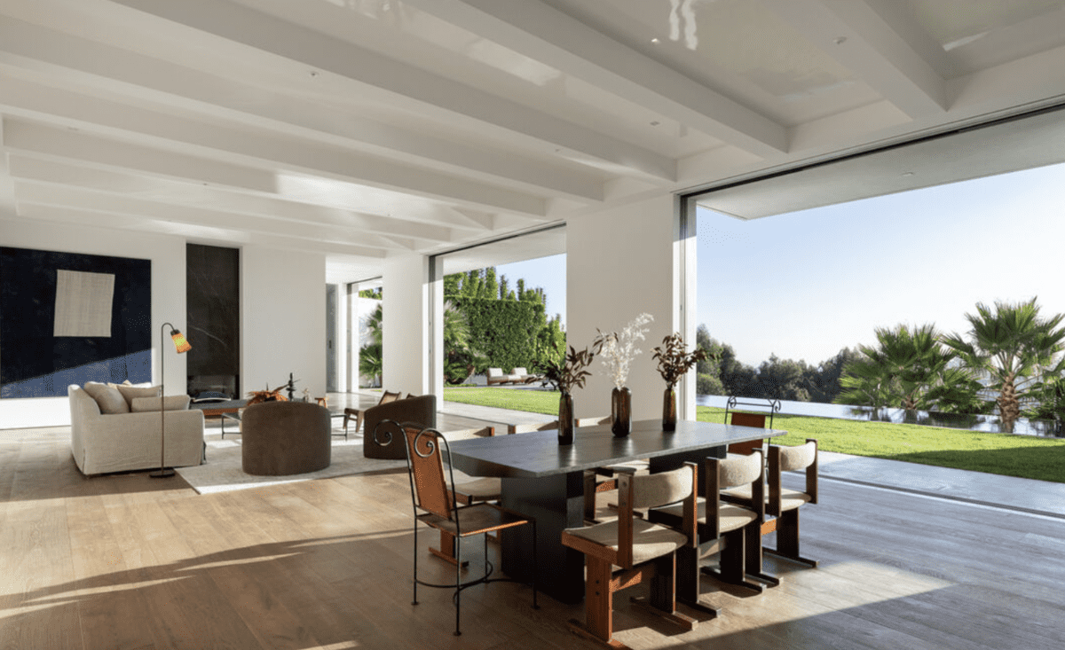 833 Stradella Road Los Angeles CA 90077