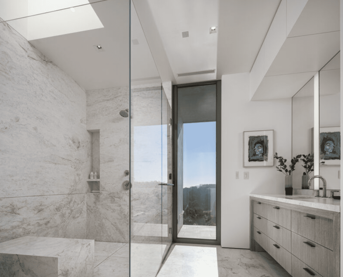 833 Stradella Road Los Angeles CA 90077