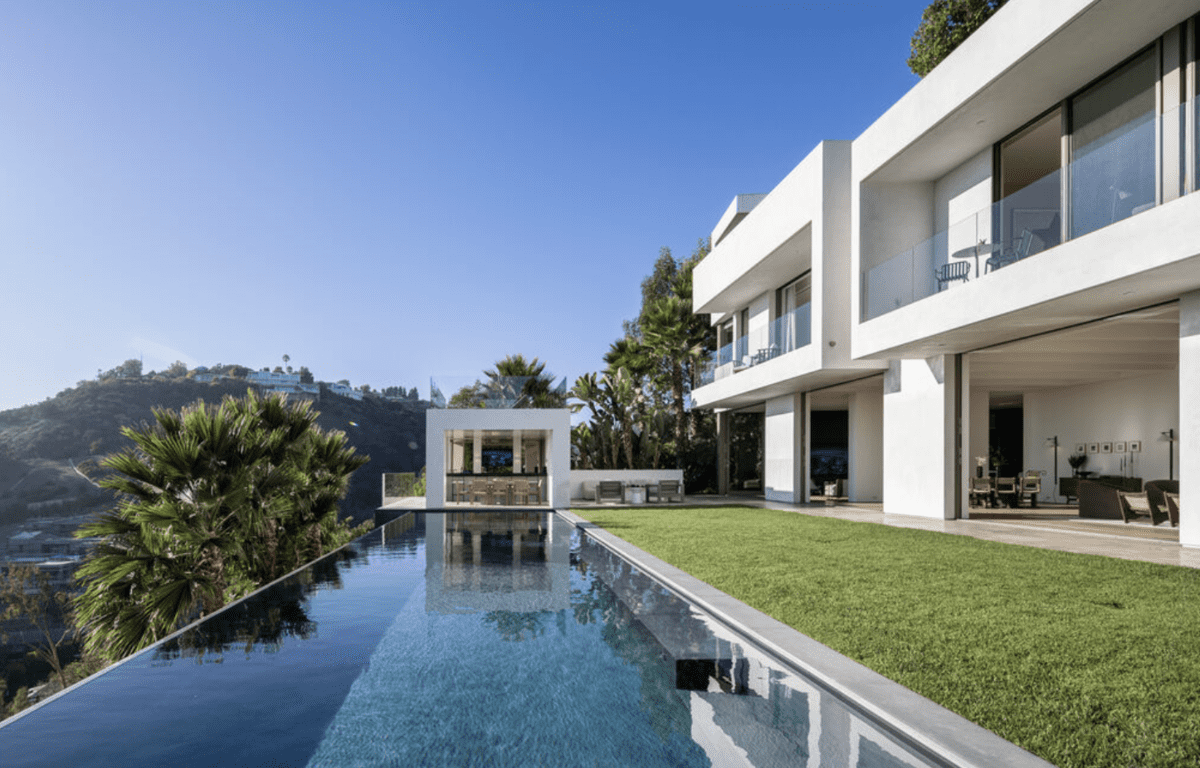 833 Stradella Road Los Angeles CA 90077