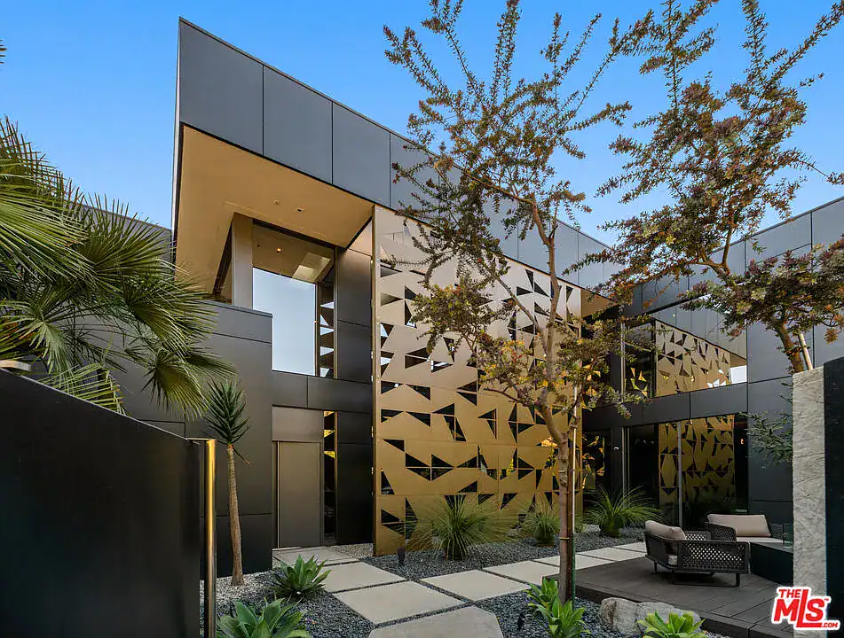 2341 Gloaming Way Beverly Hills CA 90210