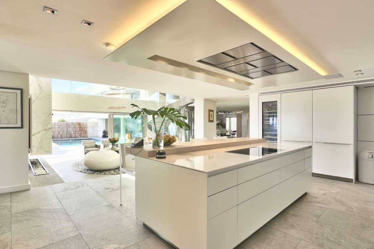 Alexandra Avenue Cape Town ZA 8005