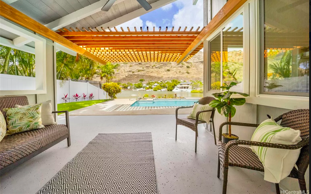 6847 Niumalu Honolulu HI 96825