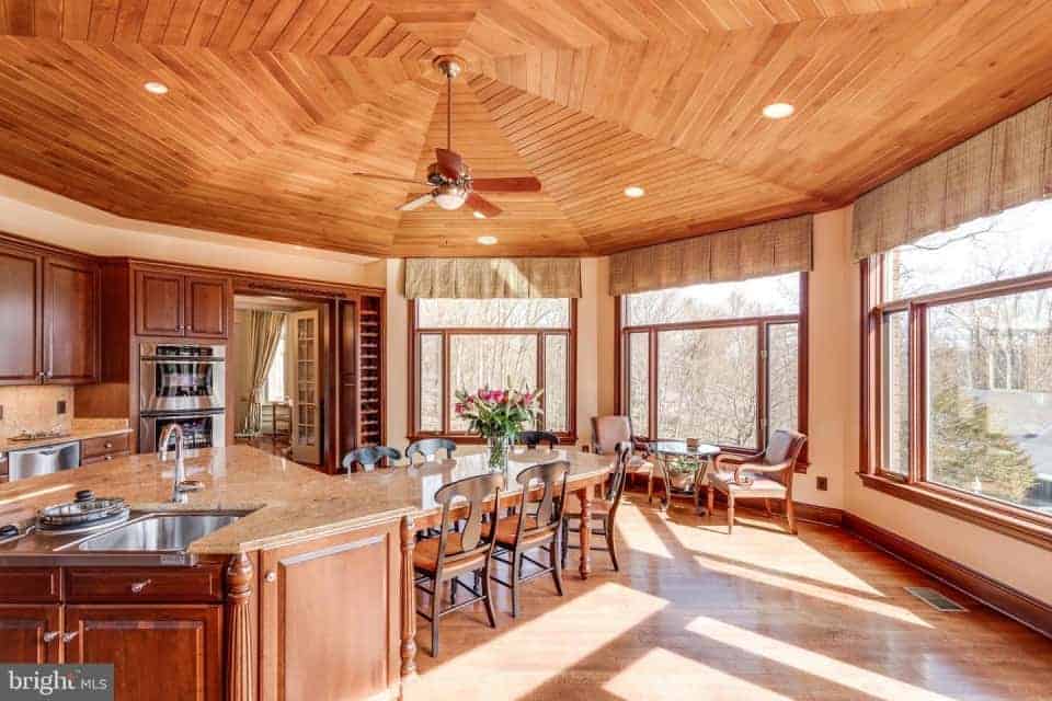 9179 Old Dominion Drive Great Falls VA 22066