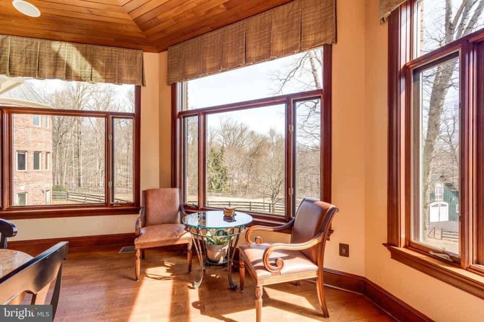 9179 Old Dominion Drive Great Falls VA 22066
