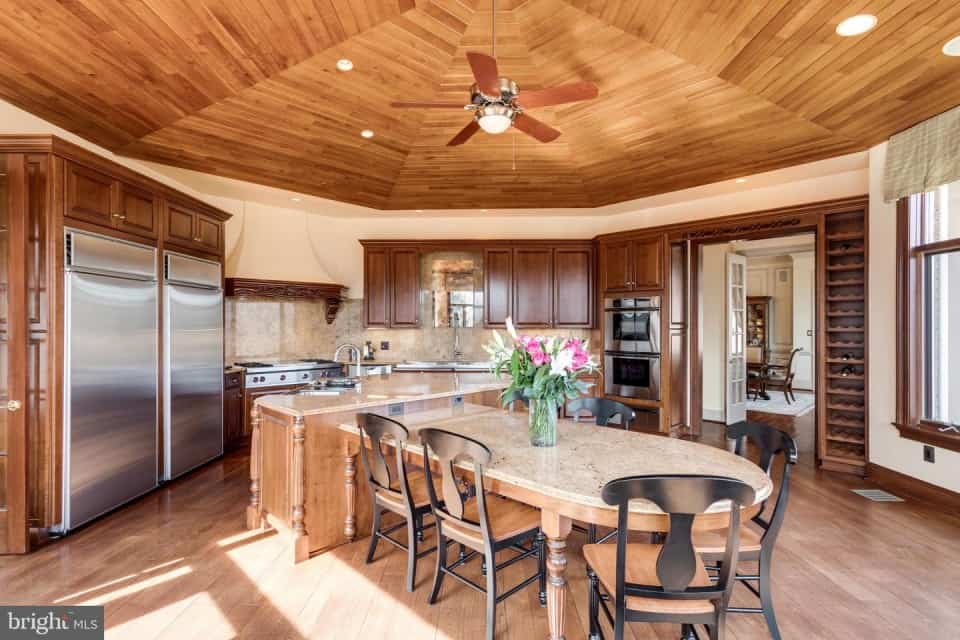 9179 Old Dominion Drive Great Falls VA 22066
