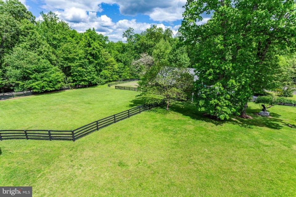 9179 Old Dominion Drive Great Falls VA 22066