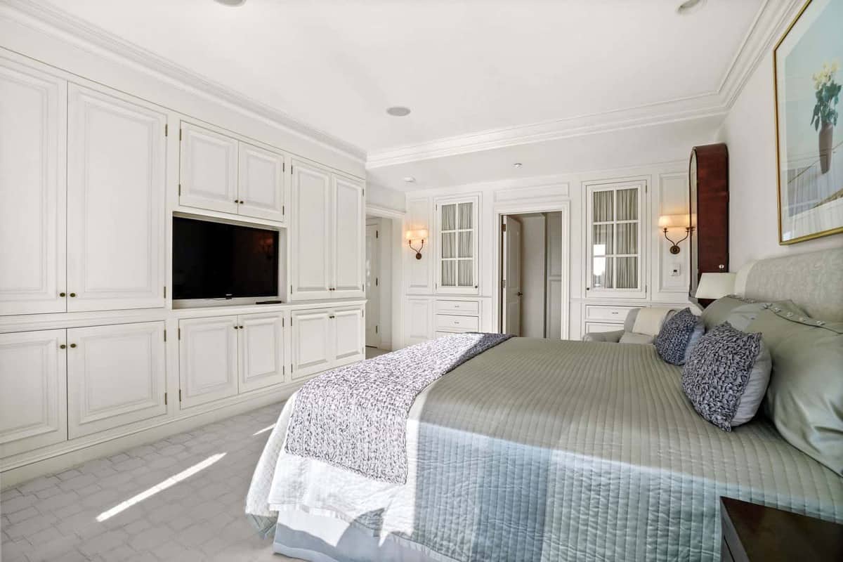 100 Belvidere Street, Unit 11A, Boston, MA 02199