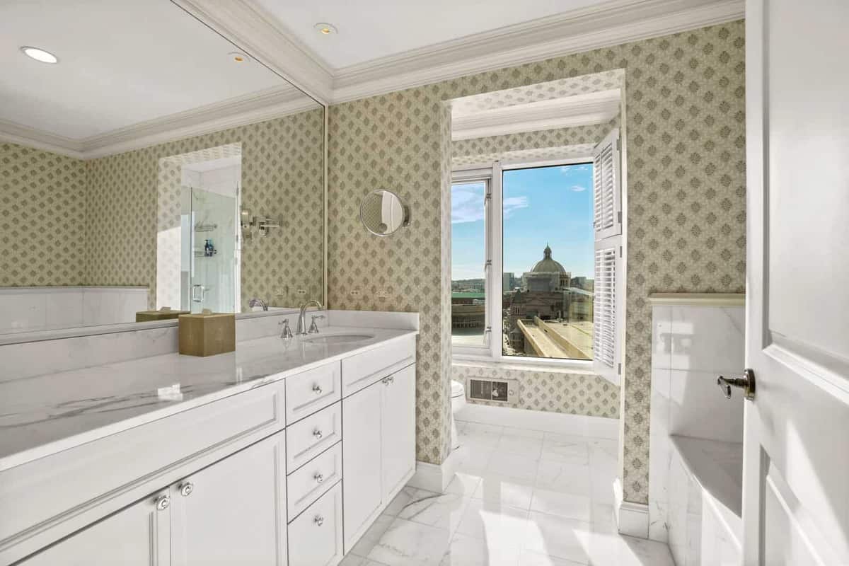 100 Belvidere Street, Unit 11A, Boston, MA 02199