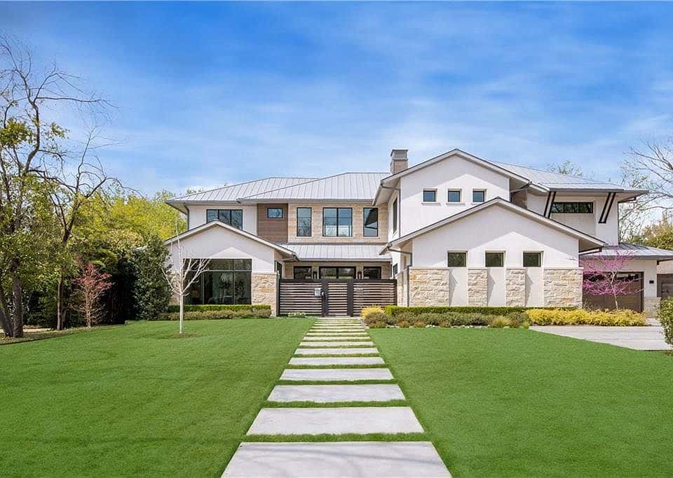 4421 Bluffview Boulevard Dallas TX 75209