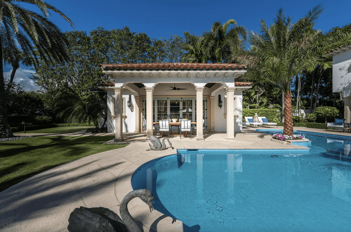 1320 N Lake Way Palm Beach FL 33480