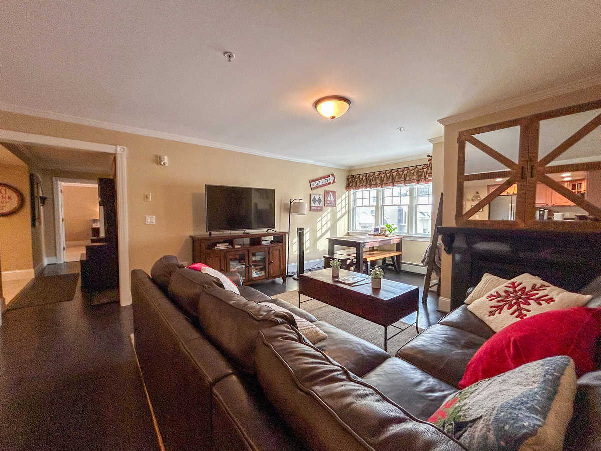 LM05 Stratton VT 05155