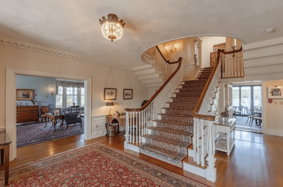 314 Quissett Avenue Falmouth MA 02543