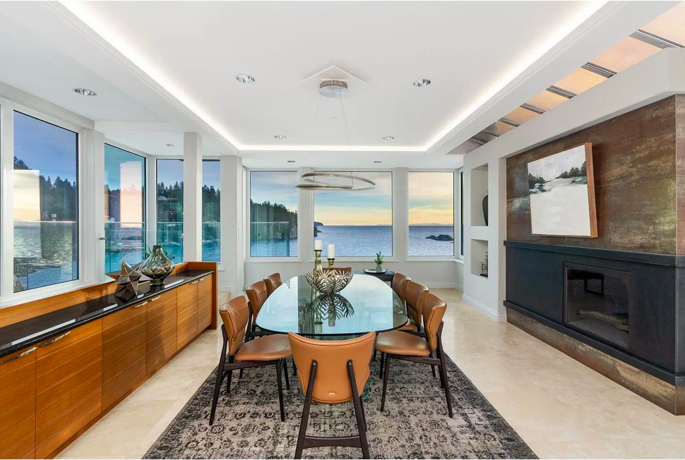 5310 Seaside Place West Vancouver V7W3E2