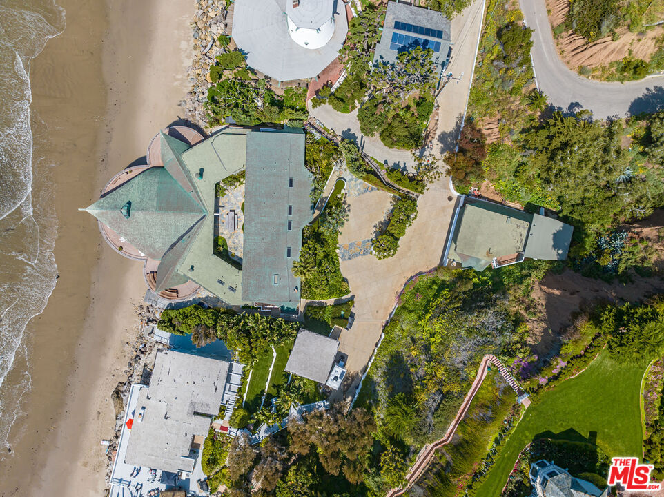 33602 Pacific Coast Highway Malibu CA 90265