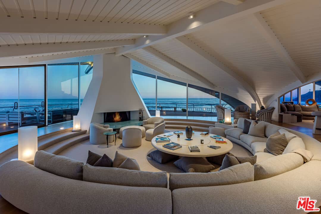 33602 Pacific Coast Highway Malibu CA 90265