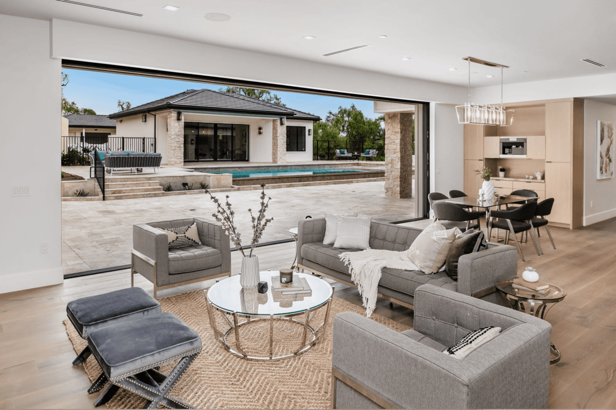 24961 Kit Carson Road Hidden Hills CA 91302