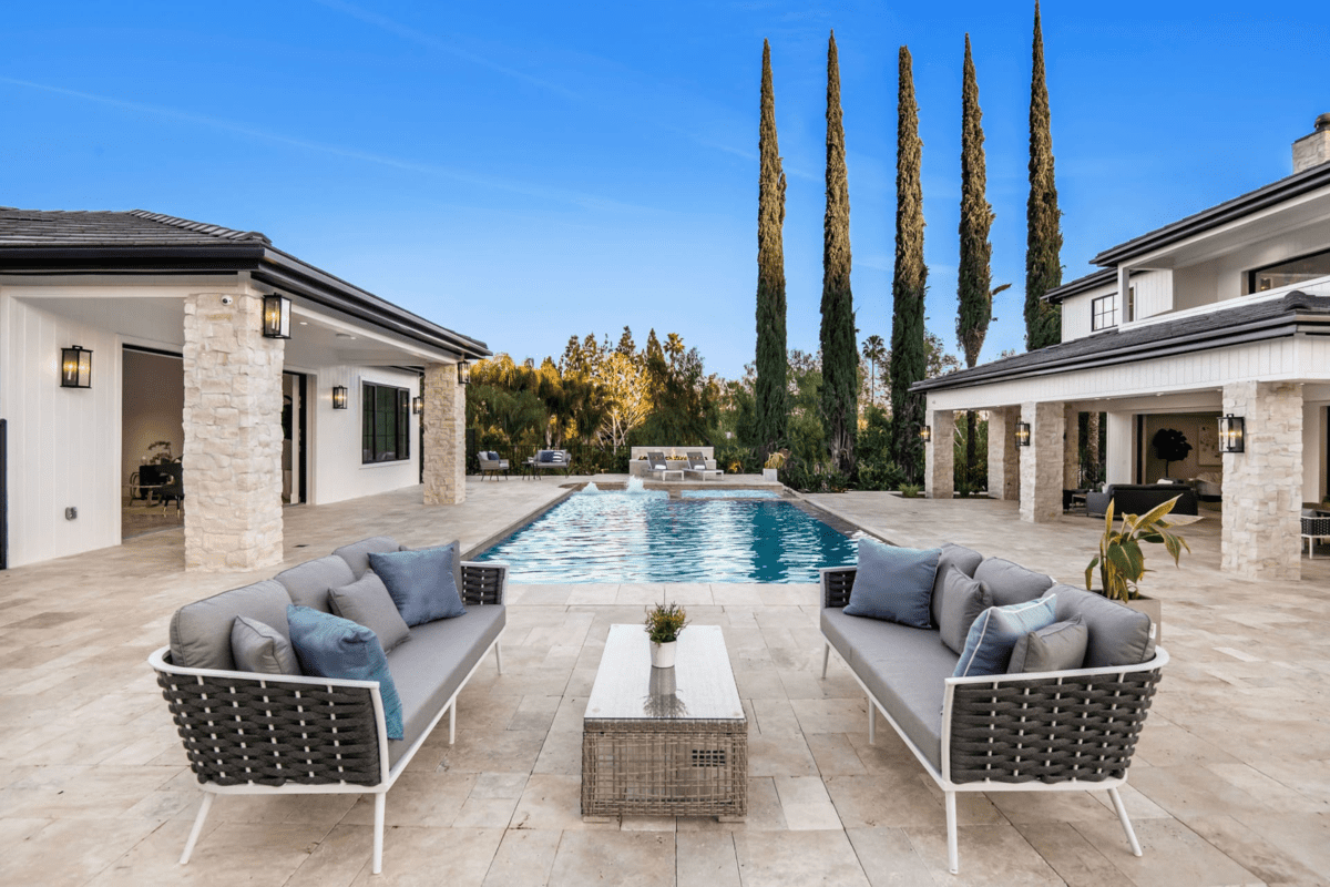 24961 Kit Carson Road Hidden Hills CA 91302