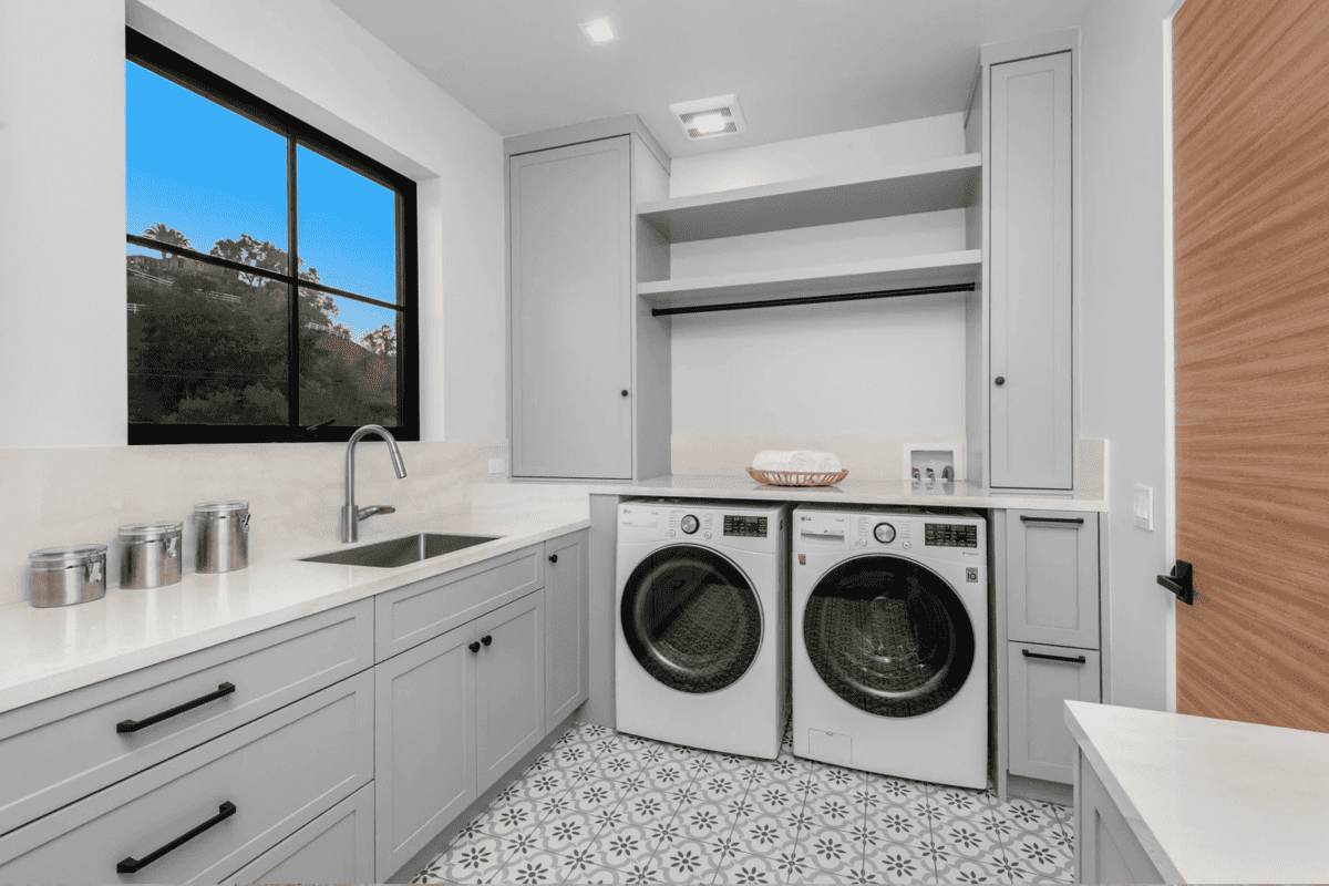 24961 Kit Carson Road Hidden Hills CA 91302