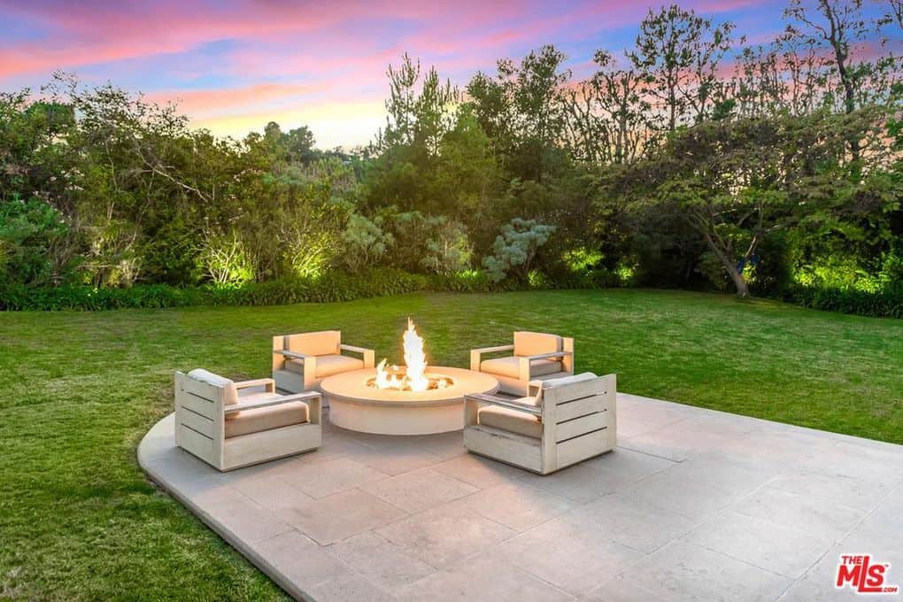 3381 Stone Ridge Lane Los Angeles CA