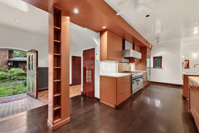 4720 Grosvenor Avenue Bronx NY 10471