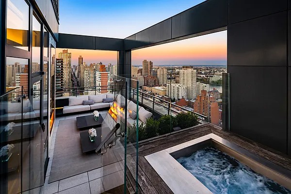 1355 First Ave, Ph Lenox Hill New York City NY 10021